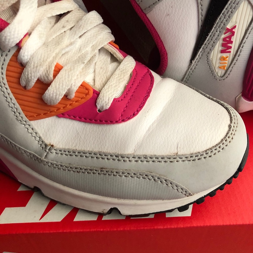 Nike AirMax Kids - Picture 3 of 3